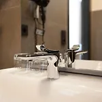 Otel Ross 4*