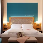 Otel Ross 4*