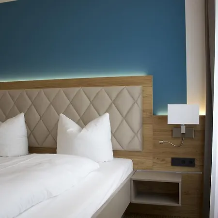 Ross Hotel