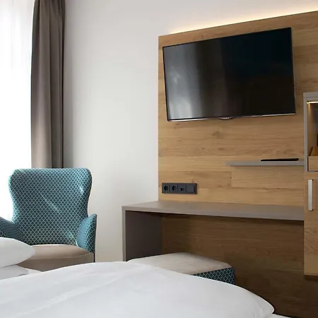 Hotel Ross 4*