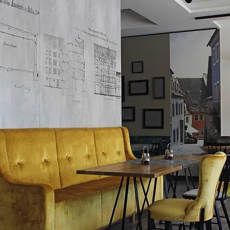 Ross Hotel 4*